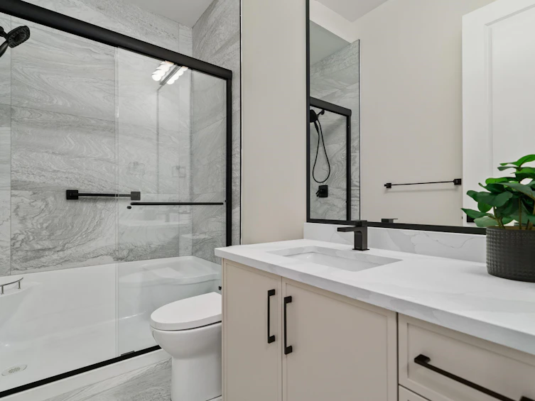 13965 60a Avenue, Surrey, BC, V3X 1E1 - 14