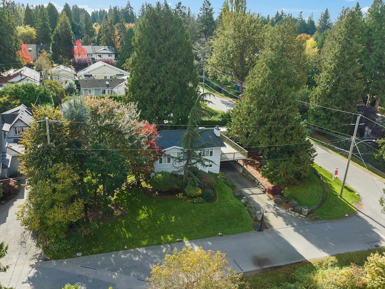 12616 26a, Surrey, BC, V4A 2M4 - 38