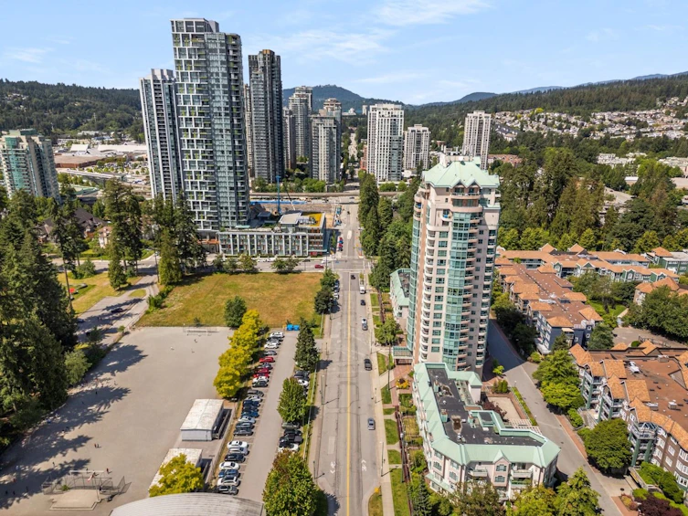 906-3071 Glen Drive, Coquitlam, BC, V3B 7R1 - 20