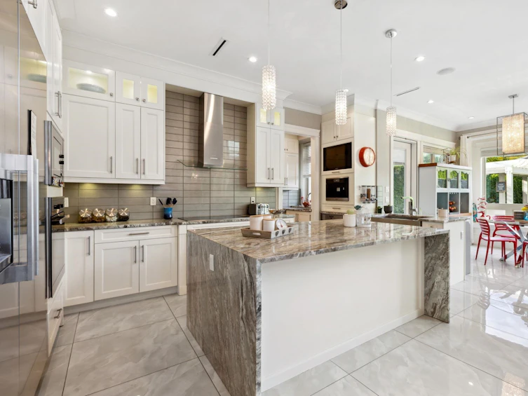6691 Gibbons Drive, Richmond, BC, V7C 2E2 - 11