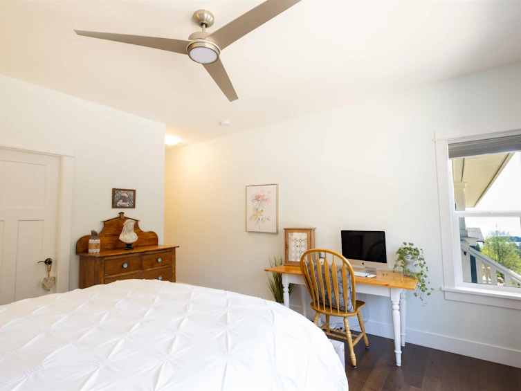 5438 Mccourt Road, Sechelt, BC, V7Z 0N6 - 12