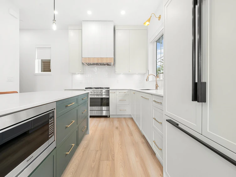 5 N Slocan Street, Vancouver, BC, V5K 3M1 - 12
