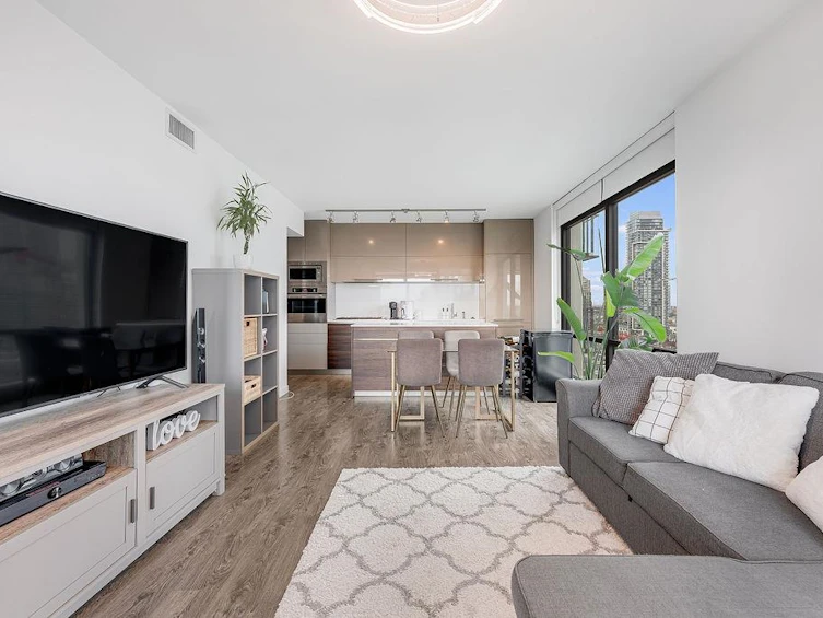 2101-2378 Alpha Avenue, Burnaby, BC, V5C 5L2 - 4