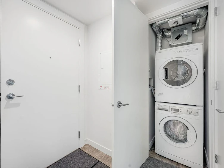 2101-2378 Alpha Avenue, Burnaby, BC, V5C 5L2 - 18