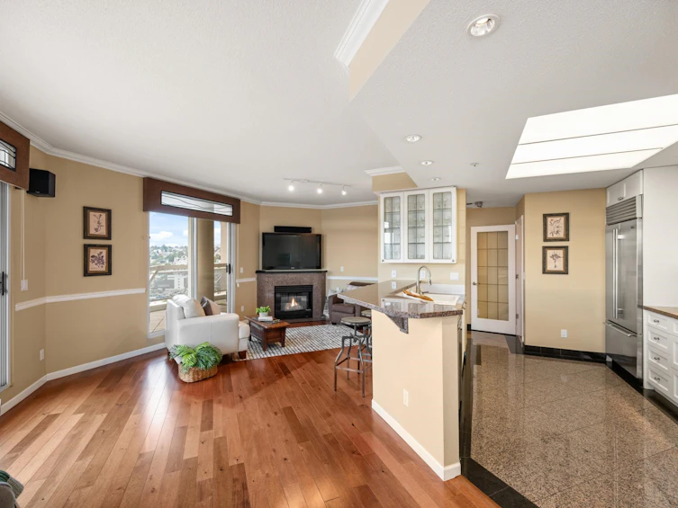 2002-1185 Quayside Drive, New Westminster, BC, V3M 6T8 - 17