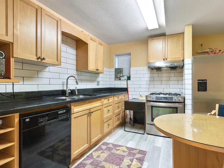 207 April Road, Port Moody, BC, V3H 3V3 - 29