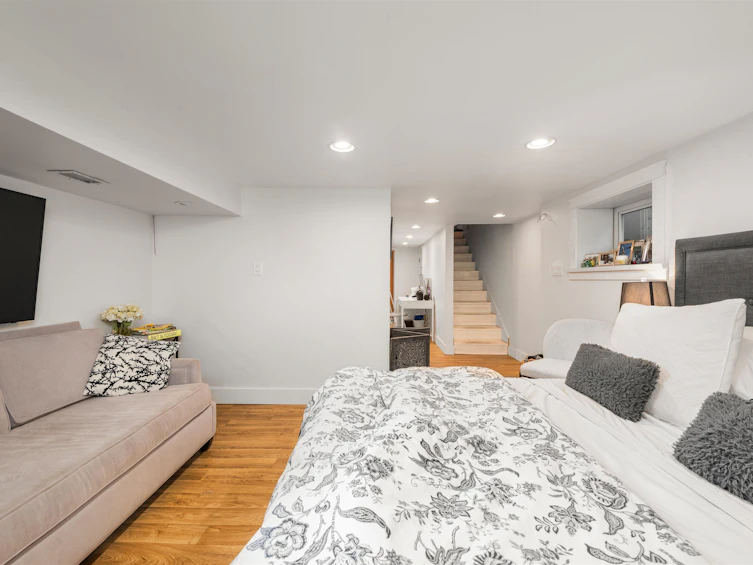 3940 Eton Street, Burnaby, BC, V5C 1J5 - 17
