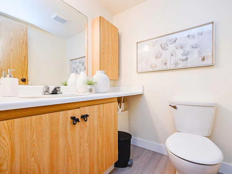 203-7182 133a Street, Surrey, BC, V3W 1Z9 - 8