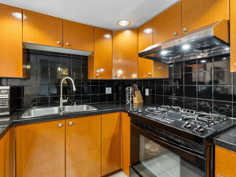TH2-7080 St. Albans Road, Richmond, BC, V6Y 4E6 - 13
