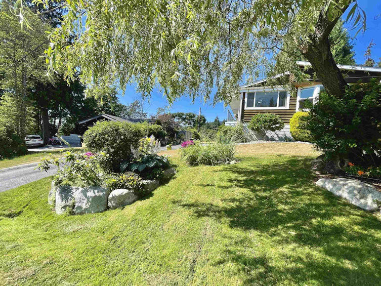 1436 Velvet Road, Gibsons, BC, V0N 1V5