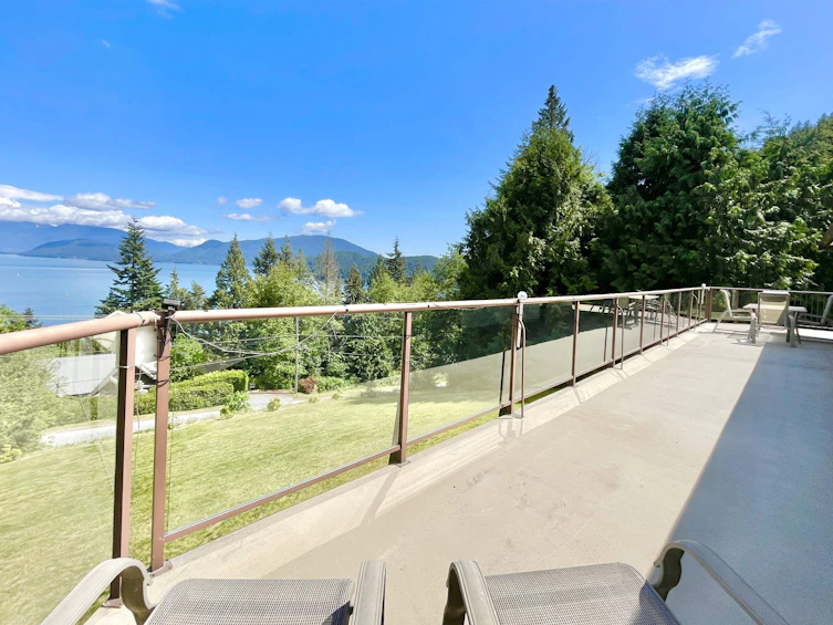 259 Bridgeman Road, Gibsons, BC, V0N 1V1 - 5