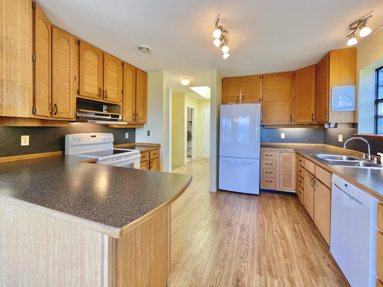 259 Bridgeman Road, Gibsons, BC, V0N 1V1 - 14