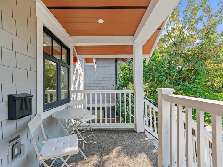 1-371 E 16th Avenue, Vancouver, BC, V5T 2T7 - 3