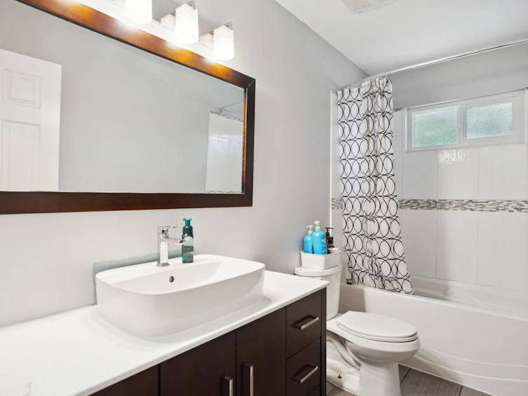 18348 63a Avenue, Surrey, BC, V3S 8A8 - 14