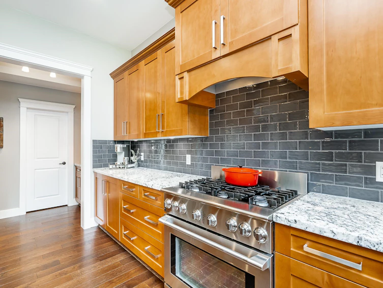 3379 Scotch Pine Avenue, Coquitlam, BC, V3E 0C4 - 6