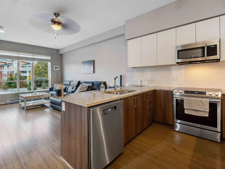 405-6450 194 Street, Surrey, BC, V4N 6J8 - 3