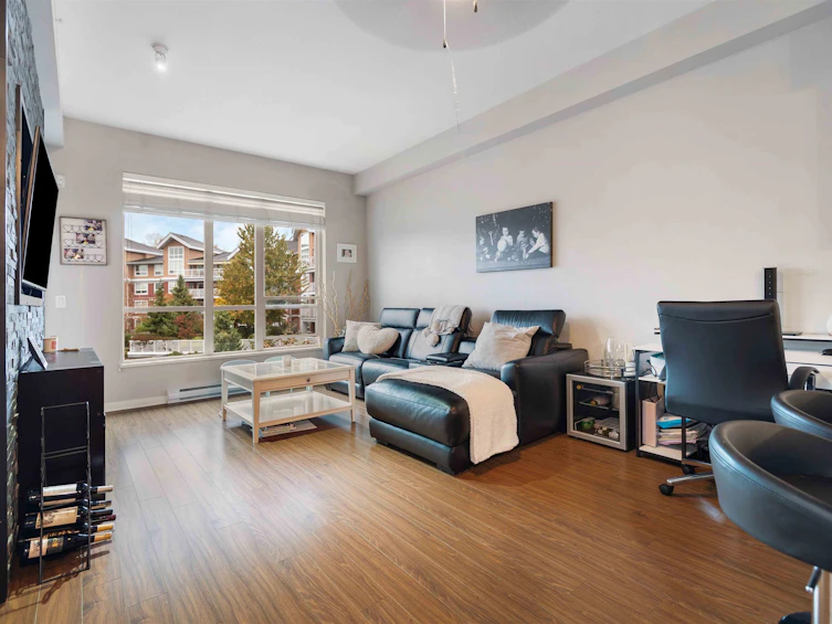 405-6450 194 Street, Surrey, BC, V4N 6J8 - 6