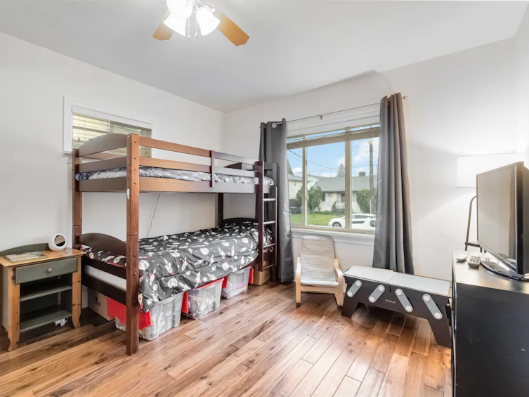 223 Ninth Avenue, New Westminster, BC, V3L 2A2 - 11