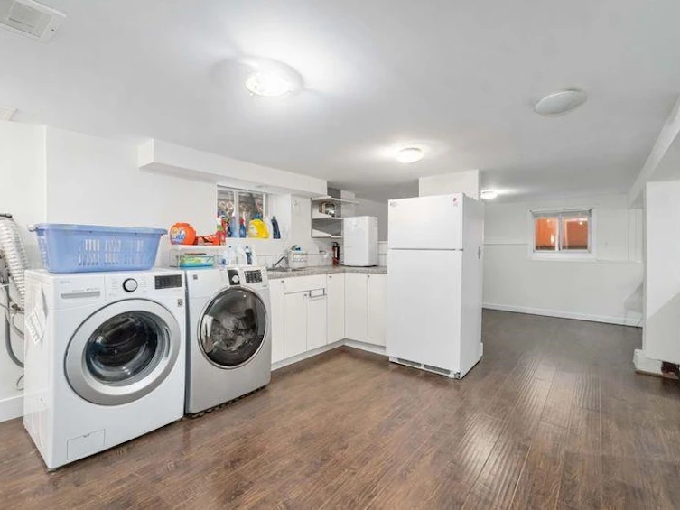 223 Ninth Avenue, New Westminster, BC, V3L 2A2 - 30