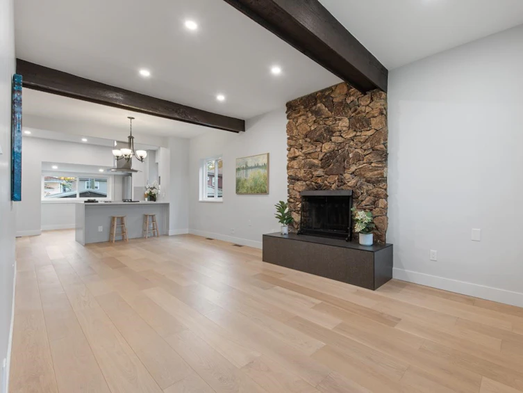 1748 East 36th Avenue, Vancouver, BC, V5P 1C5 - 3