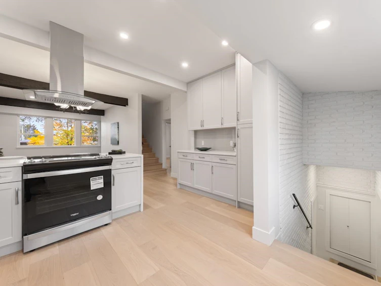 1748 East 36th Avenue, Vancouver, BC, V5P 1C5 - 10