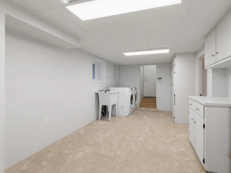 1748 East 36th Avenue, Vancouver, BC, V5P 1C5 - 26