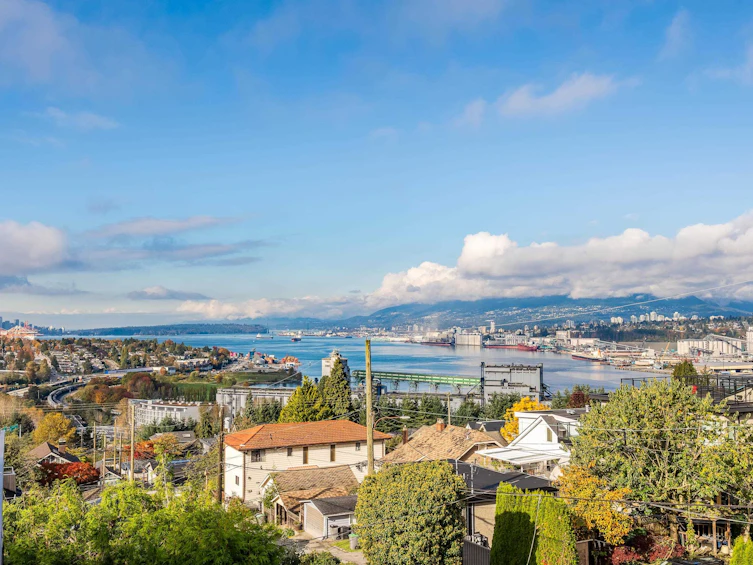 3653 Eton Street, Vancouver, BC, V5K 1K8 - 2