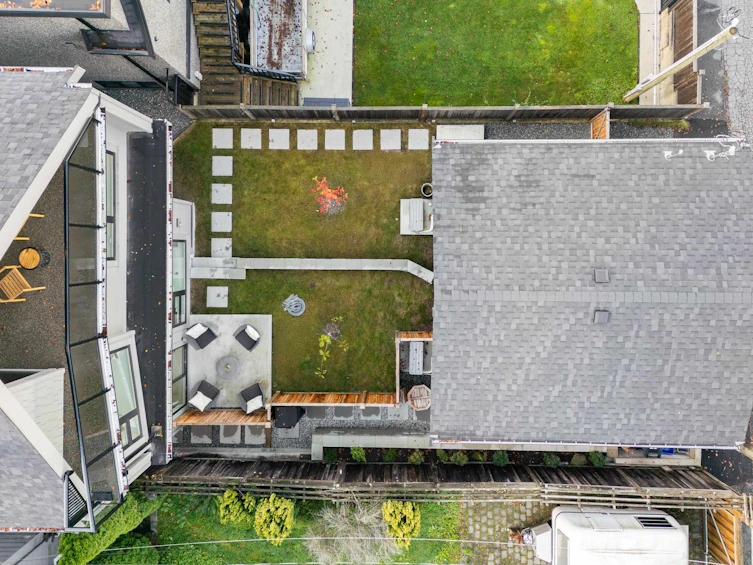 3653 Eton Street, Vancouver, BC, V5K 1K8 - 3