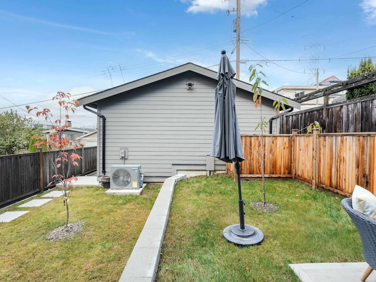 3653 Eton Street, Vancouver, BC, V5K 1K8 - 27