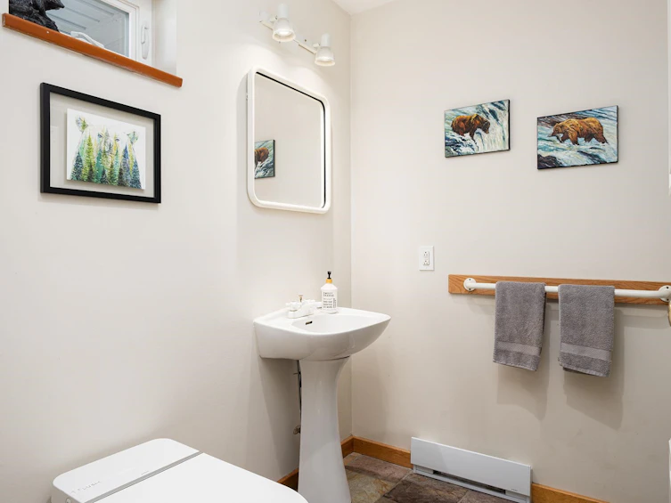 1529 Whitesails Drive, Bowen Island, BC, V0N 1G2 - 18