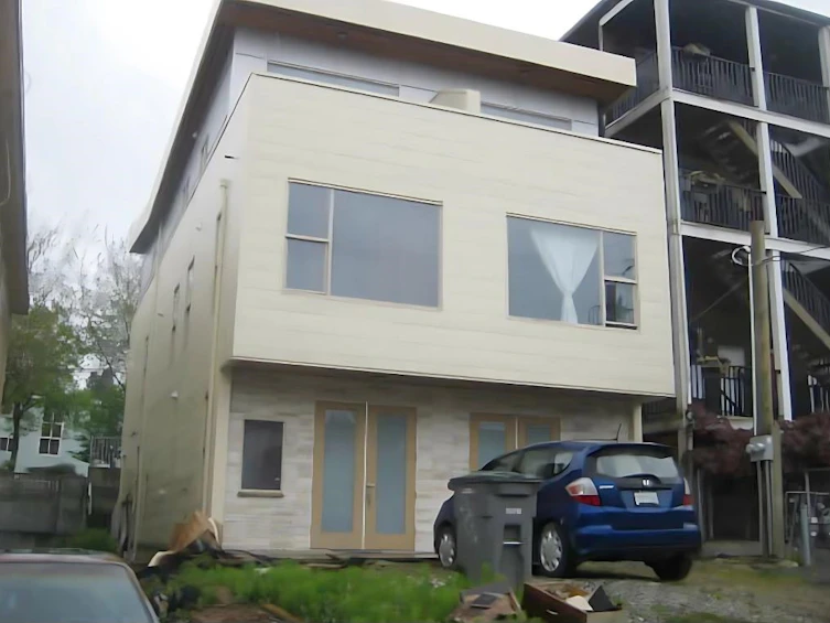 925 E Broadway, Vancouver, BC, V5T 1Y3 - 37