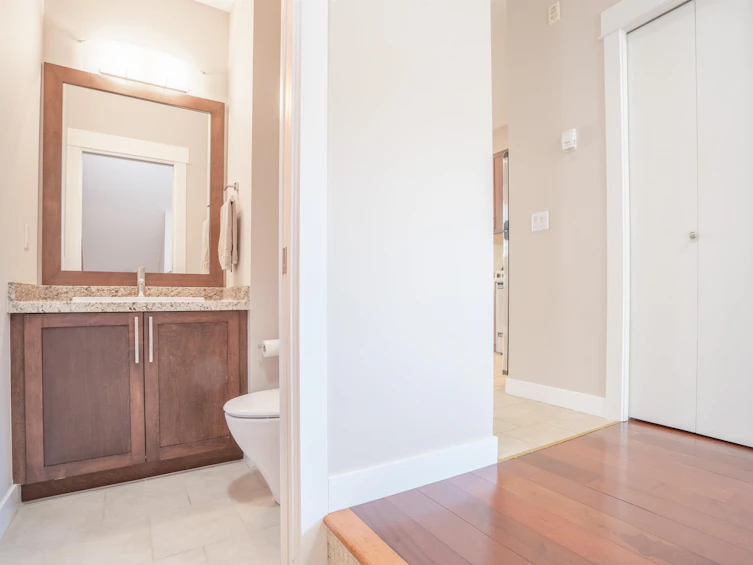 324 E 14th Street, North Vancouver, BC, V7L 2N6 - 15
