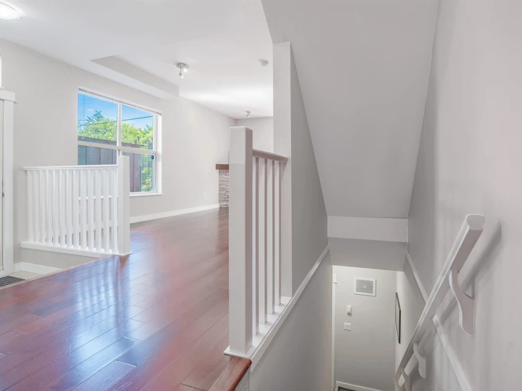 324 E 14th Street, North Vancouver, BC, V7L 2N6 - 16