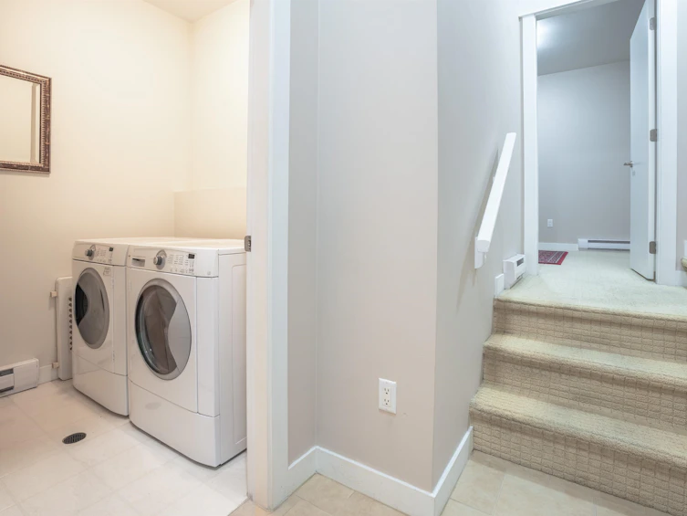 324 E 14th Street, North Vancouver, BC, V7L 2N6 - 18