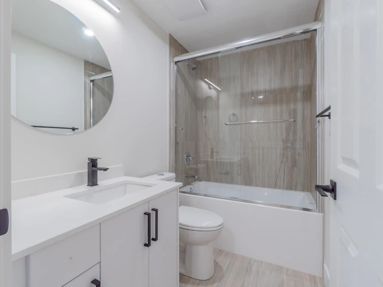 32128 Balfour Drive, Abbotsford, BC, V2T 5C2 - 35