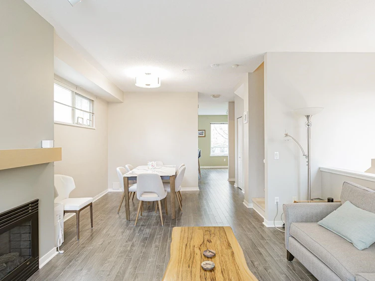 3-9229 University Crescent, Burnaby, BC, V5A 4Z2 - 10