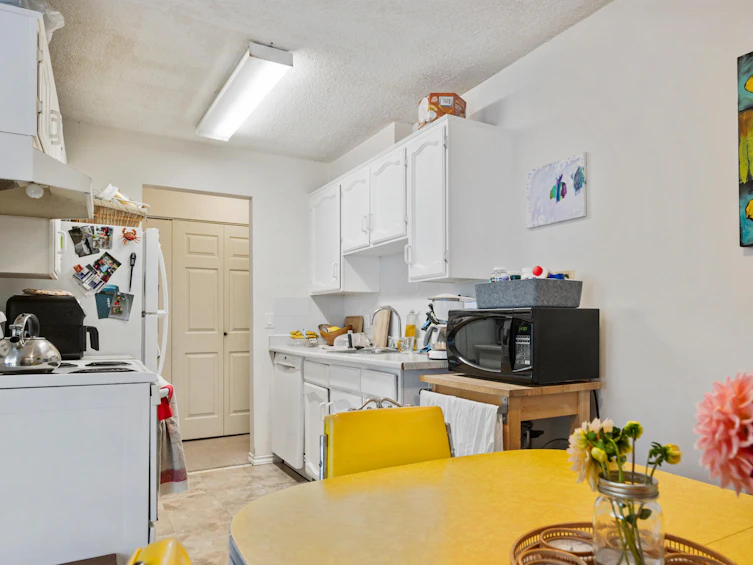 404-1909 Salton Road, Abbotsford, BC, V2S 5B6 - 10