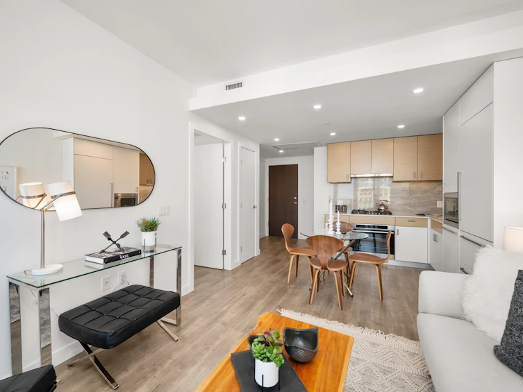 2103-200 Klahanie Court, West Vancouver, BC, V7P 0E4 - 5
