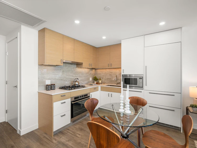 2103-200 Klahanie Court, West Vancouver, BC, V7P 0E4 - 11