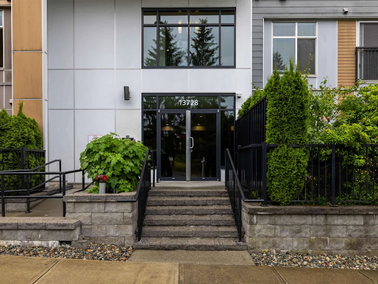 201-13728 108 Avenue, Surrey, BC, V3T 0G2 - 2
