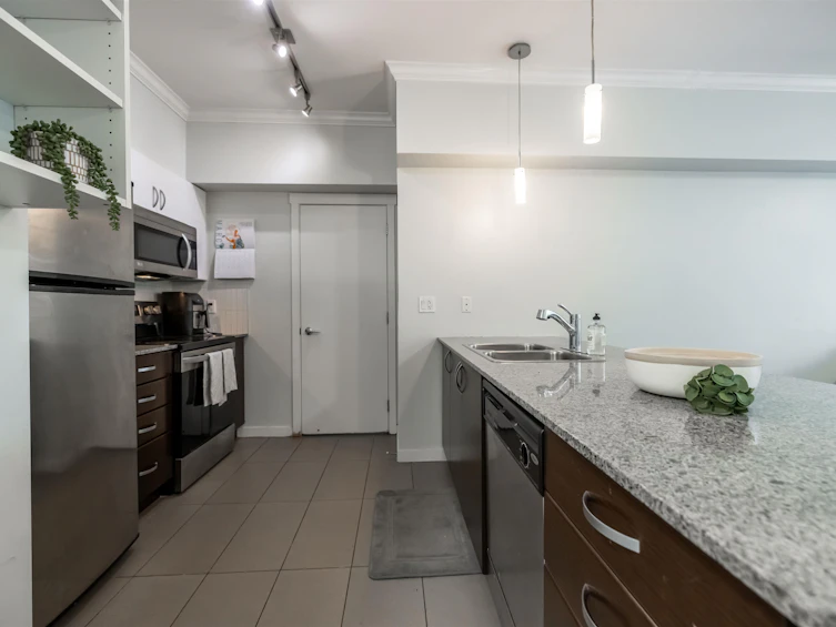 201-13728 108 Avenue, Surrey, BC, V3T 0G2 - 8