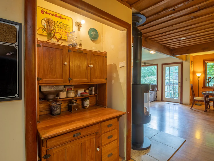 4706 Scarff Road, Pender Island, BC, V0N 2M1 - 17