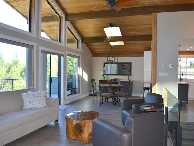 6154 Lookout Avenue, Sechelt, BC, V7Z 0L6 - 6