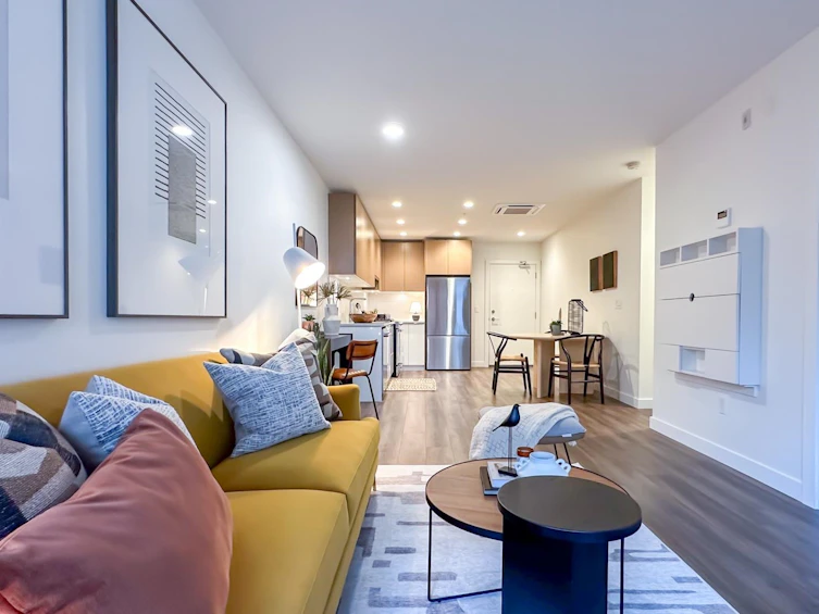 208-128 E 8th Street, North Vancouver, BC, V7L 1Y7 - 14