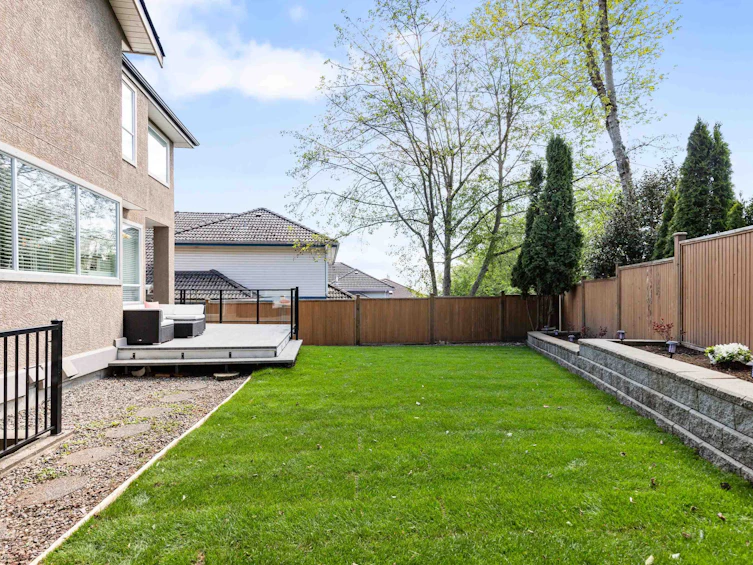 1560 Pinetree Way, Coquitlam, BC, V3E 2Z6 - 39