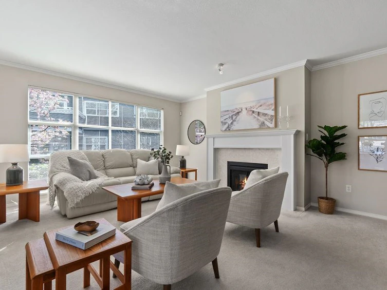 203-3399 Capilano Crescent, North Vancouver, BC, V7R 4W7 - 3