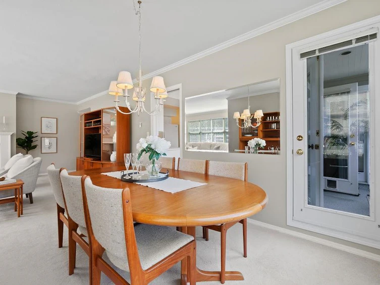 203-3399 Capilano Crescent, North Vancouver, BC, V7R 4W7 - 6