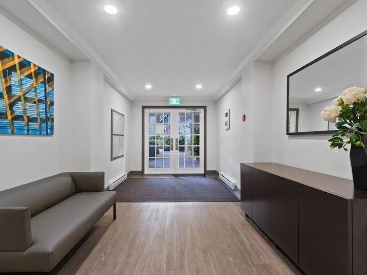 203-3399 Capilano Crescent, North Vancouver, BC, V7R 4W7 - 32