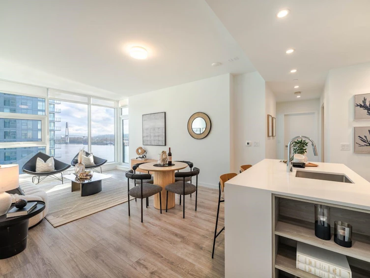906-680 Quayside Drive, New Westminster, BC, V3M 0P2 - 4