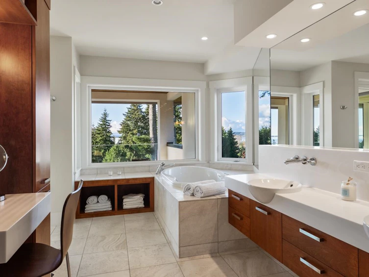 2729 Crescent Drive, Surrey, BC, V4A 3J9 - 28